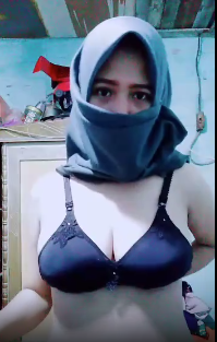 Cewe Jilbab Buka Bukaan Hingga Colmek (2020)