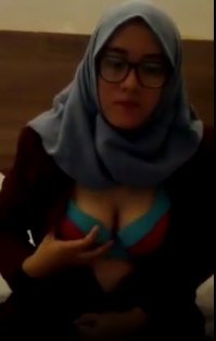 Jilboobs Masturbasi Didepan Suami (2020)